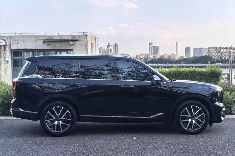 Used GAC Trumpchi GS8 2024 Linghang Series 2.0 TGDI Two-Wheel Drive Luxury Smart Connectivity Version Exterior 7