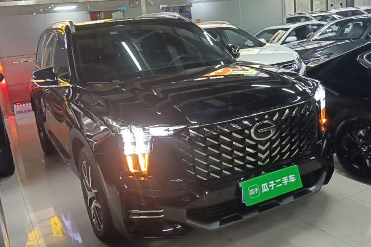 Used GAC Trumpchi GS8 2024 Linghang Series 2.0 TGDI Two-Wheel Drive Luxury Smart Connectivity Version Front Right 45 Deg
