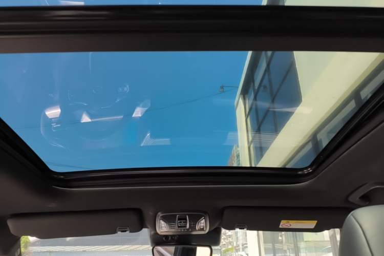 Used GAC Trumpchi GS8 2024 Dual-Motor Series 2.0TM Two-Wheel Drive Premium Edition Headliner