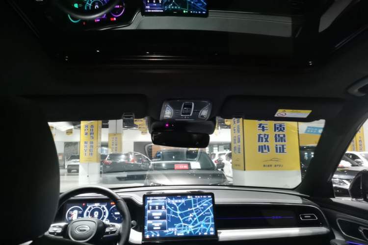 Used GAC Trumpchi GS8 2024 Linghang Series 2.0 TGDI Two-Wheel Drive Luxury Smart Connectivity Version Headliner