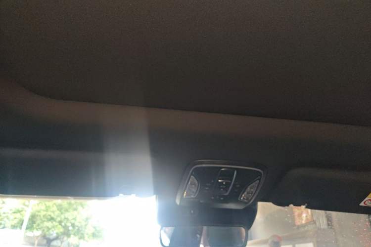 Used GAC Trumpchi GS8 2024 Linghang Series 2.0 TGDI Two-Wheel Drive Luxury Smart Connectivity Version Headliner