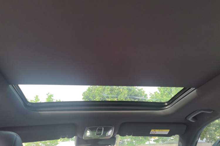 Used GAC Trumpchi GS8 2024 Linghang Series 2.0 TGDI Two-Wheel Drive Luxury Smart Connectivity Version Headliner