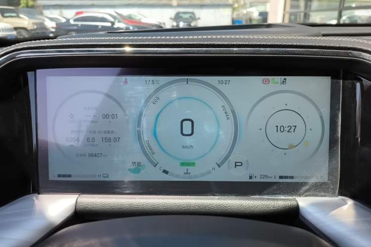Used GAC Trumpchi GS8 2024 Dual-Motor Series 2.0TM Two-Wheel Drive Premium Edition Instrument Cluster