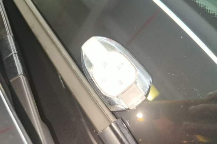 Used GAC Trumpchi GS8 2024 Linghang Series 2.0 TGDI Two-Wheel Drive Luxury Smart Connectivity Version Interior 1