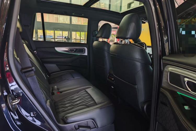 Used GAC Trumpchi GS8 2024 Linghang Series 2.0 TGDI Two-Wheel Drive Luxury Smart Connectivity Version Interior 10
