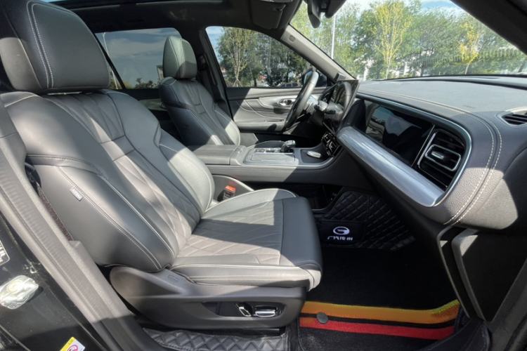 Used GAC Trumpchi GS8 2024 Linghang Series 2.0 TGDI Two-Wheel Drive Luxury Smart Connectivity Version Interior 10