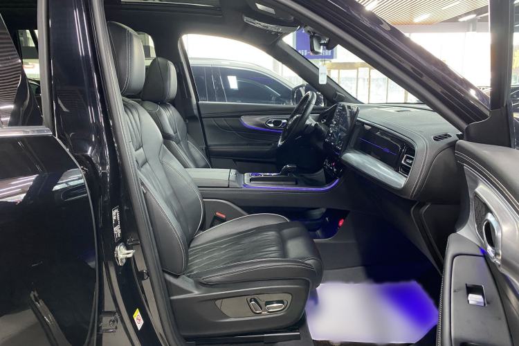 Used GAC Trumpchi GS8 2024 Linghang Series 2.0 TGDI Two-Wheel Drive Luxury Smart Connectivity Version Interior 11