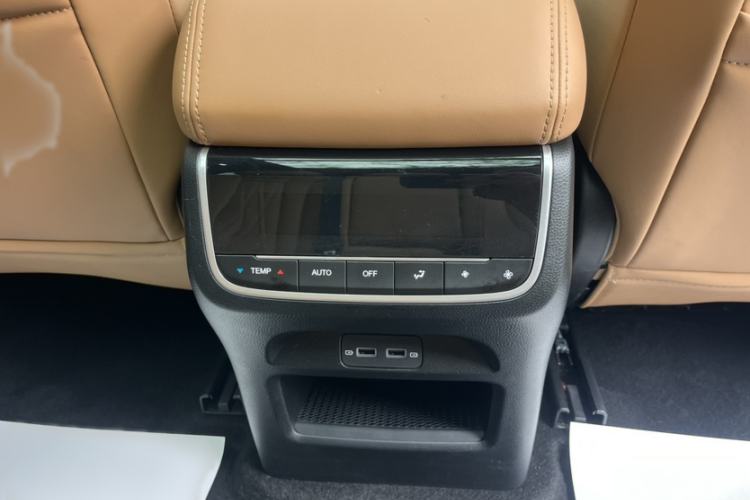 Used GAC Trumpchi GS8 2024 Linghang Series 2.0 TGDI Four-Wheel Drive Luxury Smart Connectivity Version Interior 4