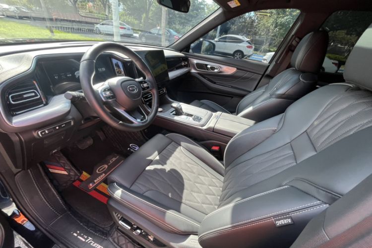 Used GAC Trumpchi GS8 2024 Linghang Series 2.0 TGDI Two-Wheel Drive Luxury Smart Connectivity Version Interior 4