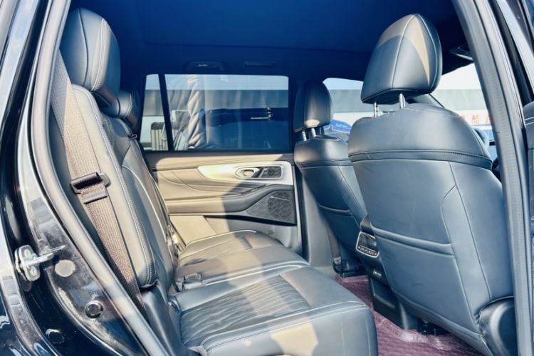 Used GAC Trumpchi GS8 2024 Linghang Series 2.0 TGDI Two-Wheel Drive Luxury Smart Connectivity Version Interior 7