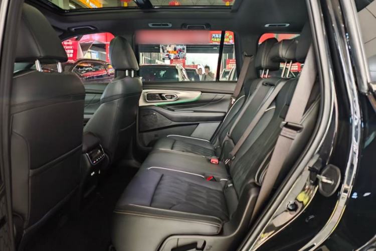 Used GAC Trumpchi GS8 2024 Linghang Series 2.0 TGDI Two-Wheel Drive Luxury Smart Connectivity Version Interior 8