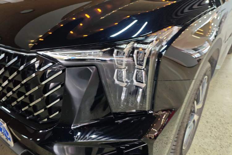 Used GAC Trumpchi GS8 2024 Linghang Series 2.0 TGDI Two-Wheel Drive Luxury Smart Connectivity Version Left Front Headlight