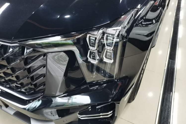 Used GAC Trumpchi GS8 2024 Linghang Series 2.0 TGDI Two-Wheel Drive Luxury Smart Connectivity Version Left Front Headlight