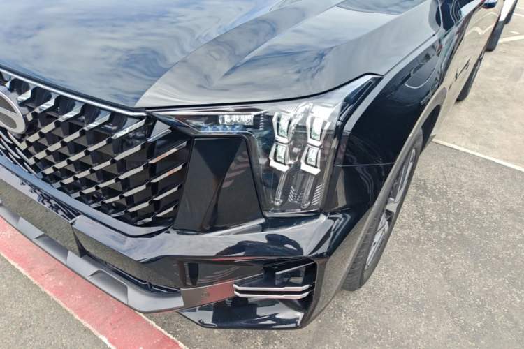 Used GAC Trumpchi GS8 2024 Linghang Series 2.0 TGDI Four-Wheel Drive Luxury Smart Connectivity Version Left Front Headlight