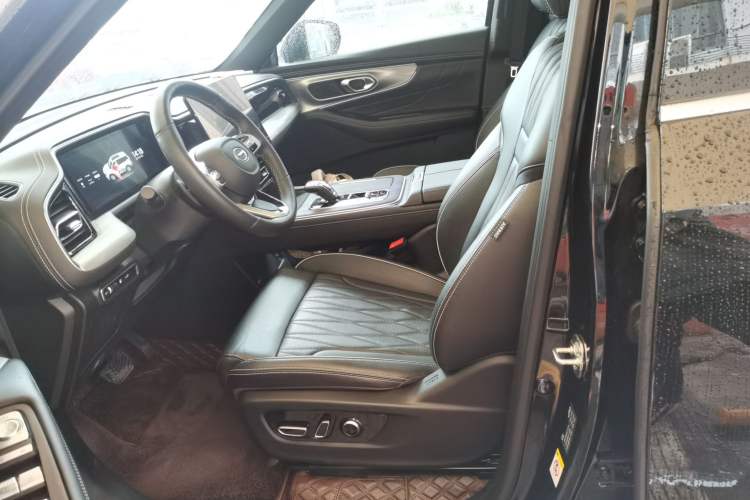Used GAC Trumpchi GS8 2024 Linghang Series 2.0 TGDI Two-Wheel Drive Luxury Smart Connectivity Version Left Front Seat