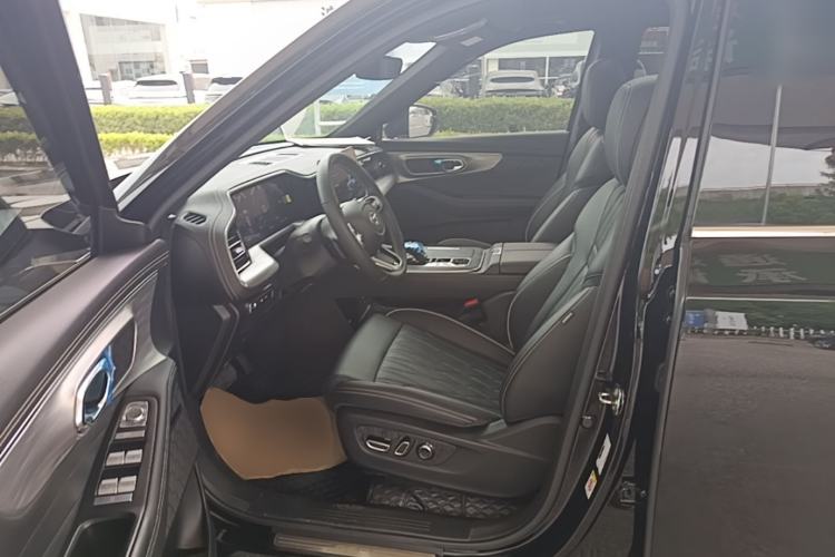 Used GAC Trumpchi GS8 2024 Linghang Series 2.0 TGDI Two-Wheel Drive Luxury Smart Connectivity Version Left Front Seat