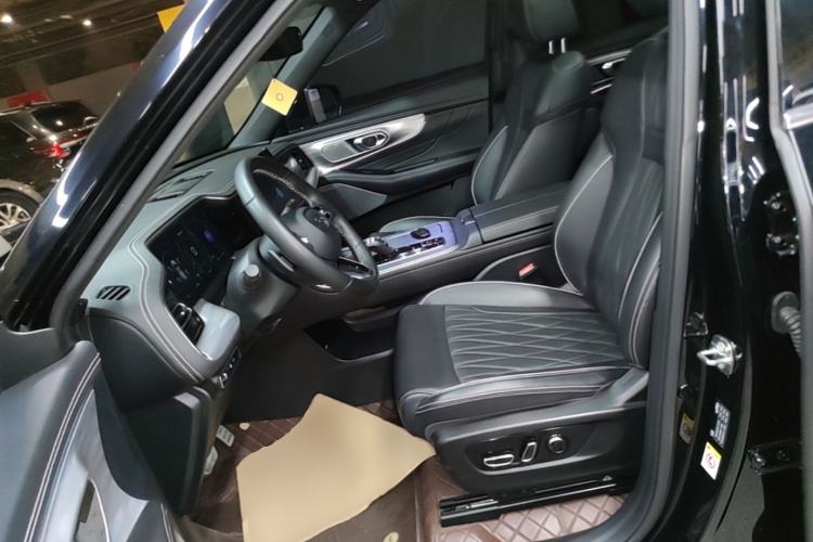 Used GAC Trumpchi GS8 2024 Linghang Series 2.0 TGDI Four-Wheel Drive Luxury Smart Connectivity Version Left Front Seat