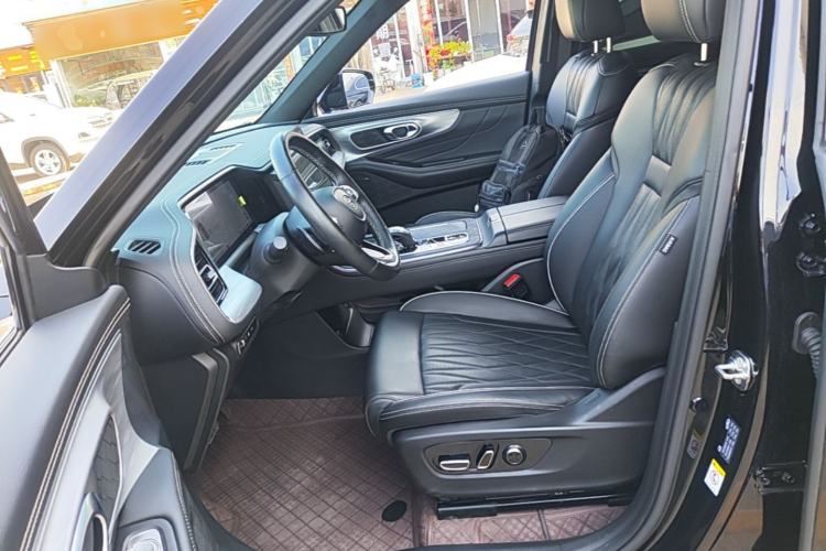 Used GAC Trumpchi GS8 2024 Linghang Series 2.0 TGDI Two-Wheel Drive Luxury Smart Connectivity Version Left Front Seat