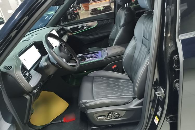 Used GAC Trumpchi GS8 2024 Linghang Series 2.0 TGDI Two-Wheel Drive Luxury Smart Connectivity Version Left Front Seat