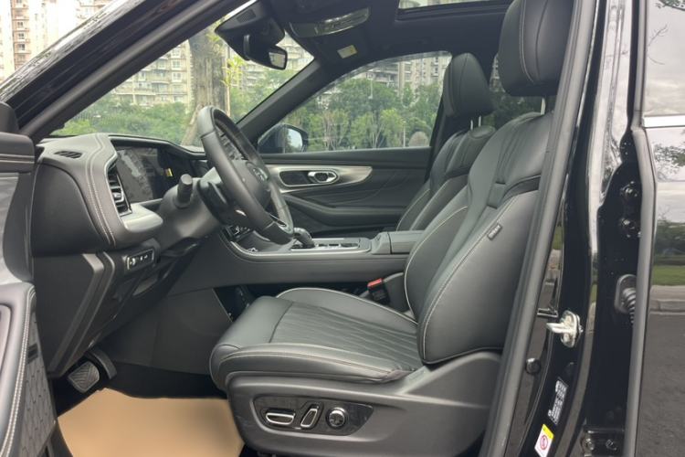Used GAC Trumpchi GS8 2024 Linghang Series 2.0 TGDI Two-Wheel Drive Luxury Smart Connectivity Version Left Front Seat