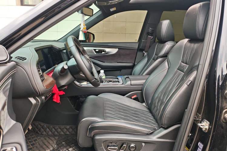 Used GAC Trumpchi GS8 2024 Dual-Motor Series 2.0TM Four-Wheel Drive Premium Edition Left Front Seat