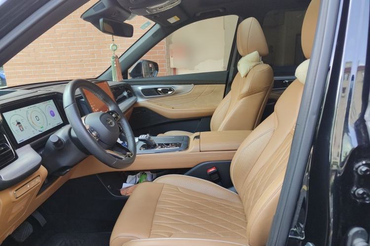 Used GAC Trumpchi GS8 2024 Dual-Motor Series 2.0TM Two-Wheel Drive Premium Edition Left Front Seat