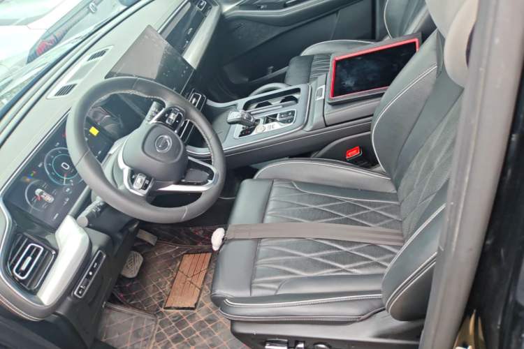 Used GAC Trumpchi GS8 2024 Linghang Series 2.0 TGDI Two-Wheel Drive Luxury Smart Connectivity Version Left Front Seat