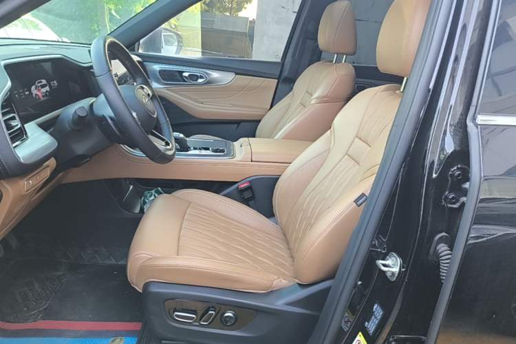Used GAC Trumpchi GS8 2024 Linghang Series 2.0 TGDI Two-Wheel Drive Luxury Smart Connectivity Version Left Front Seat