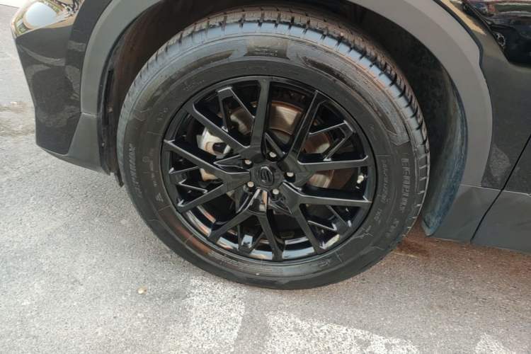 Used GAC Trumpchi GS8 2024 Linghang Series 2.0 TGDI Two-Wheel Drive Luxury Smart Connectivity Version Left Front Wheel Hub