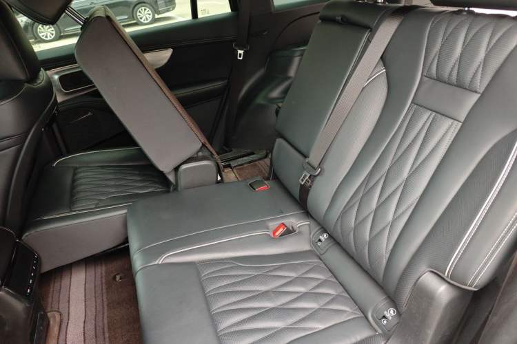 Used GAC Trumpchi GS8 2024 Dual-Motor Series 2.0TM Two-Wheel Drive Premium Edition Left Rear Seat