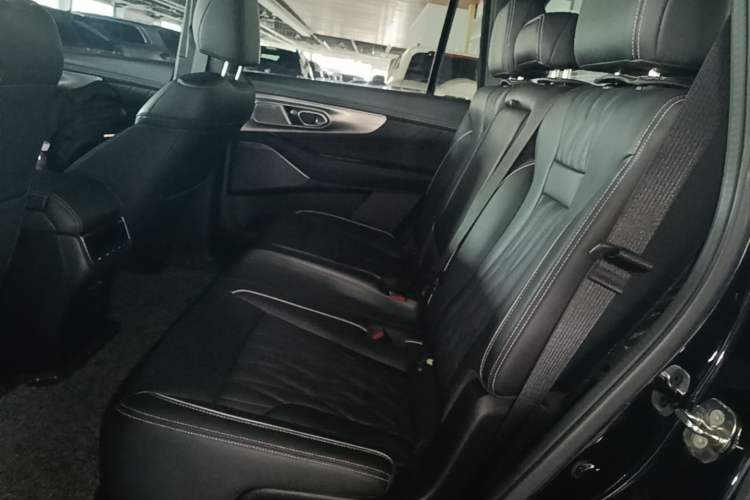 Used GAC Trumpchi GS8 2024 Linghang Series 2.0 TGDI Four-Wheel Drive Luxury Smart Connectivity Version Left Rear Seat