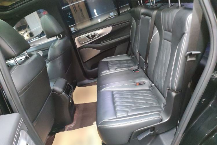 Used GAC Trumpchi GS8 2024 Linghang Series 2.0 TGDI Four-Wheel Drive Luxury Smart Connectivity Version Left Rear Seat