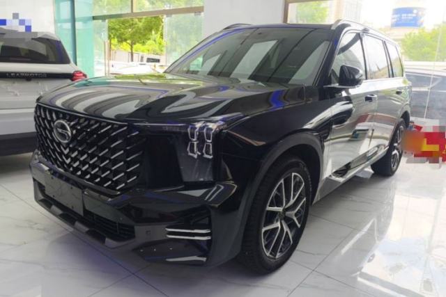 Używany GAC Trumpchi GS8 2024 Linghang Series 2.0 TGDI Two-Wheel Drive Luxury Smart Connectivity Version