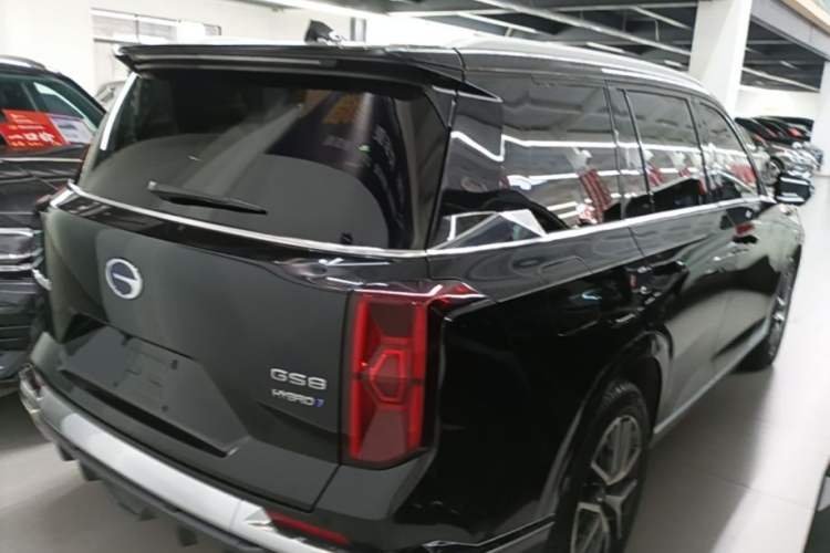 Used GAC Trumpchi GS8 2024 Dual-Motor Series 2.0TM Two-Wheel Drive Premium Edition Rear Right 45 Deg