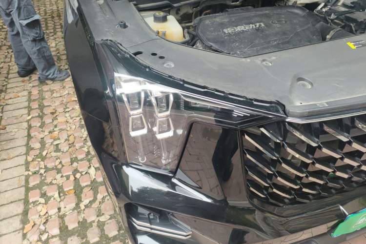 Used GAC Trumpchi GS8 2024 Linghang Series 2.0 TGDI Two-Wheel Drive Luxury Smart Connectivity Version Right Front Headlight