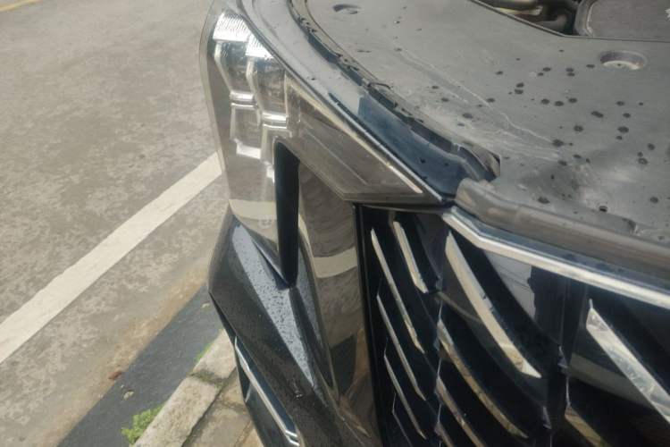 Used GAC Trumpchi GS8 2024 Linghang Series 2.0 TGDI Two-Wheel Drive Luxury Smart Connectivity Version Right Front Headlight