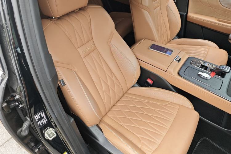 Used GAC Trumpchi GS8 2024 Dual-Motor Series 2.0TM Two-Wheel Drive Premium Edition Right Front Seat