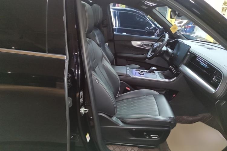 Used GAC Trumpchi GS8 2024 Linghang Series 2.0 TGDI Four-Wheel Drive Luxury Smart Connectivity Version Right Front Seat