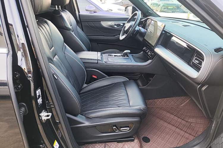 Used GAC Trumpchi GS8 2024 Linghang Series 2.0 TGDI Two-Wheel Drive Luxury Smart Connectivity Version Right Front Seat