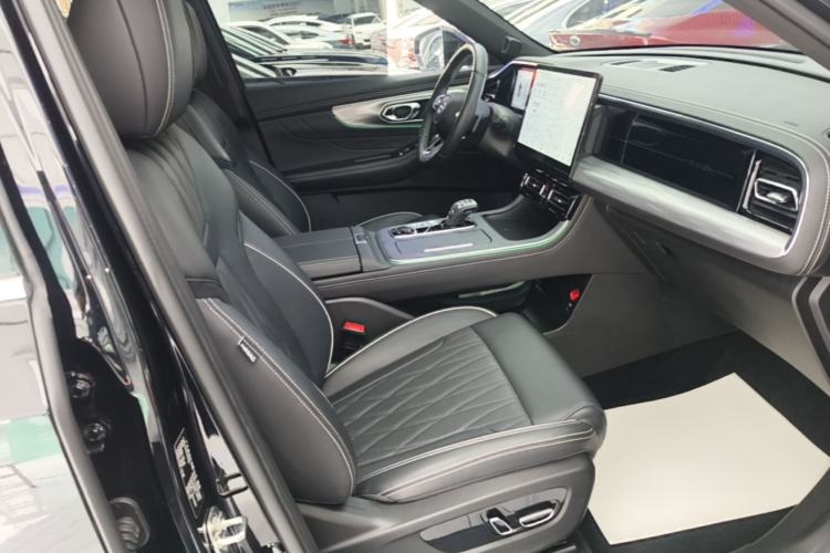 Used GAC Trumpchi GS8 2024 Linghang Series 2.0 TGDI Two-Wheel Drive Luxury Smart Connectivity Version Right Front Seat