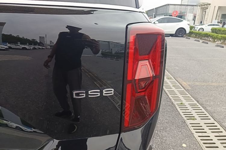 Used GAC Trumpchi GS8 2024 Linghang Series 2.0 TGDI Two-Wheel Drive Luxury Smart Connectivity Version Right Rear Taillight