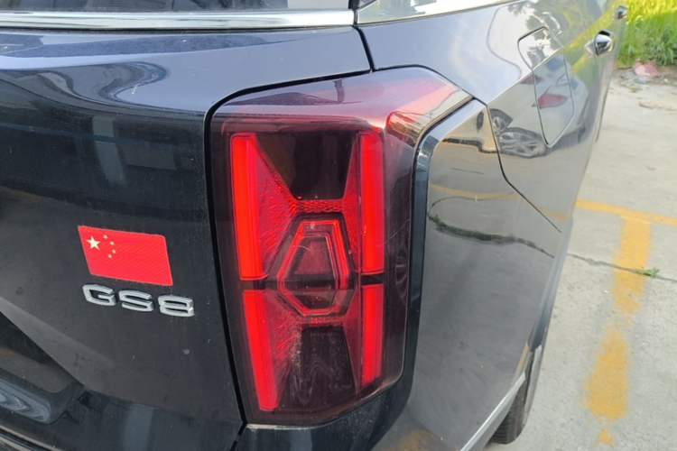 Used GAC Trumpchi GS8 2024 Linghang Series 2.0 TGDI Two-Wheel Drive Luxury Smart Connectivity Version Right Rear Taillight
