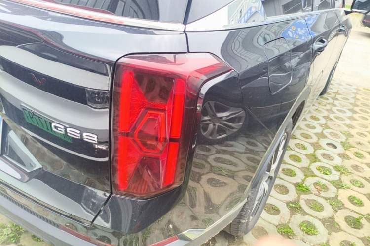Used GAC Trumpchi GS8 2024 Linghang Series 2.0 TGDI Two-Wheel Drive Luxury Smart Connectivity Version Right Rear Taillight