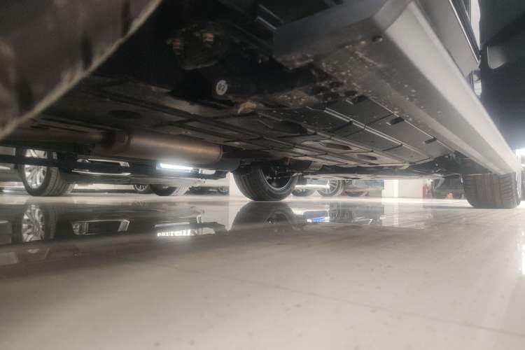 Used GAC Trumpchi GS8 2024 Linghang Series 2.0 TGDI Two-Wheel Drive Luxury Smart Connectivity Version Right Side Sill