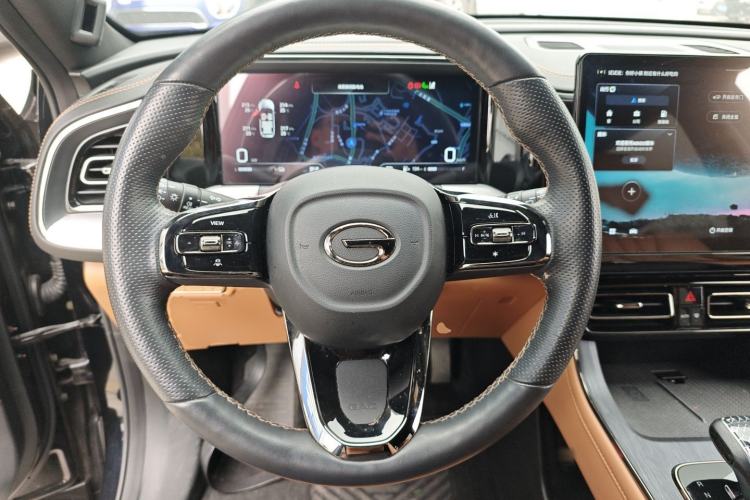 Used GAC Trumpchi GS8 2024 Dual-Motor Series 2.0TM Two-Wheel Drive Premium Edition Steering Wheel