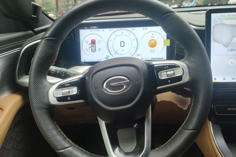 Used GAC Trumpchi GS8 2024 Linghang Series 2.0 TGDI Two-Wheel Drive Luxury Smart Connectivity Version Steering Wheel
