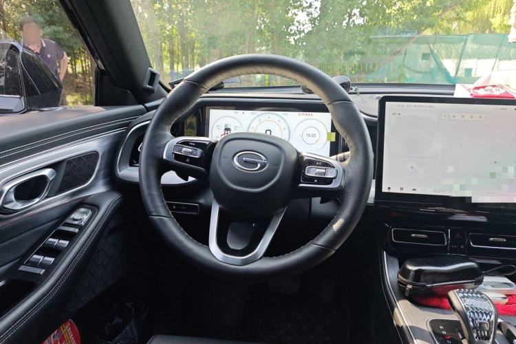Used GAC Trumpchi GS8 2024 Linghang Series 2.0 TGDI Two-Wheel Drive Luxury Smart Connectivity Version Steering Wheel