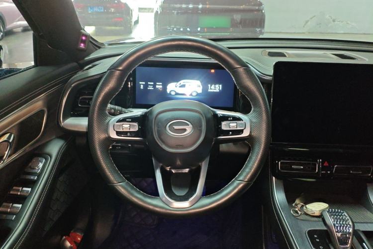Used GAC Trumpchi GS8 2024 Linghang Series 2.0 TGDI Two-Wheel Drive Luxury Smart Connectivity Version Steering Wheel