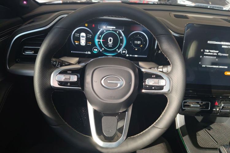 Used GAC Trumpchi GS8 2024 Linghang Series 2.0 TGDI Two-Wheel Drive Luxury Smart Connectivity Version Steering Wheel