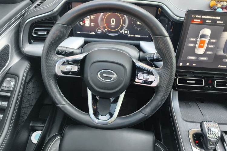 Used GAC Trumpchi GS8 2024 Linghang Series 2.0 TGDI Two-Wheel Drive Luxury Smart Connectivity Version Steering Wheel